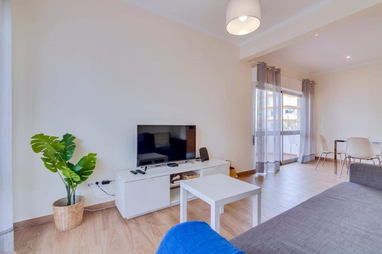 Quarteira 2Br - Near The Beach At Homesbyfc Экстерьер фото