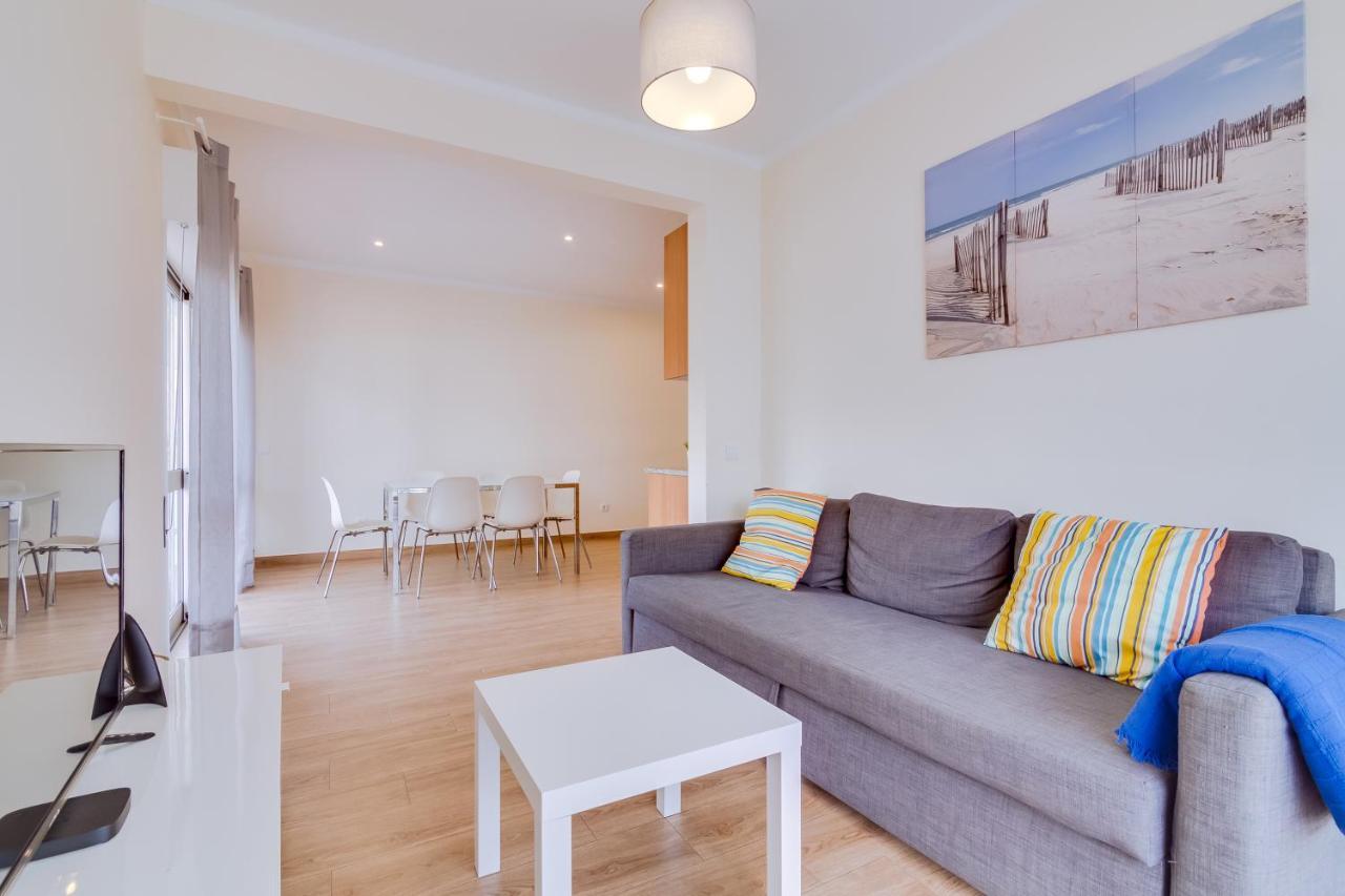 Quarteira 2Br - Near The Beach At Homesbyfc Экстерьер фото