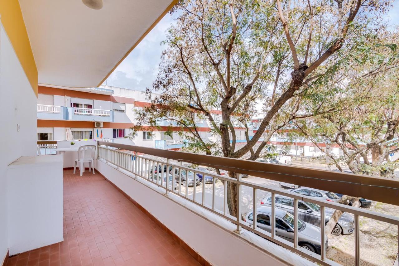 Quarteira 2Br - Near The Beach At Homesbyfc Экстерьер фото
