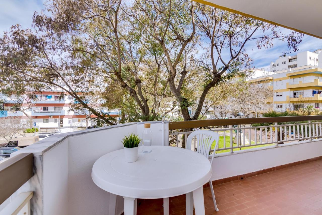 Quarteira 2Br - Near The Beach At Homesbyfc Экстерьер фото